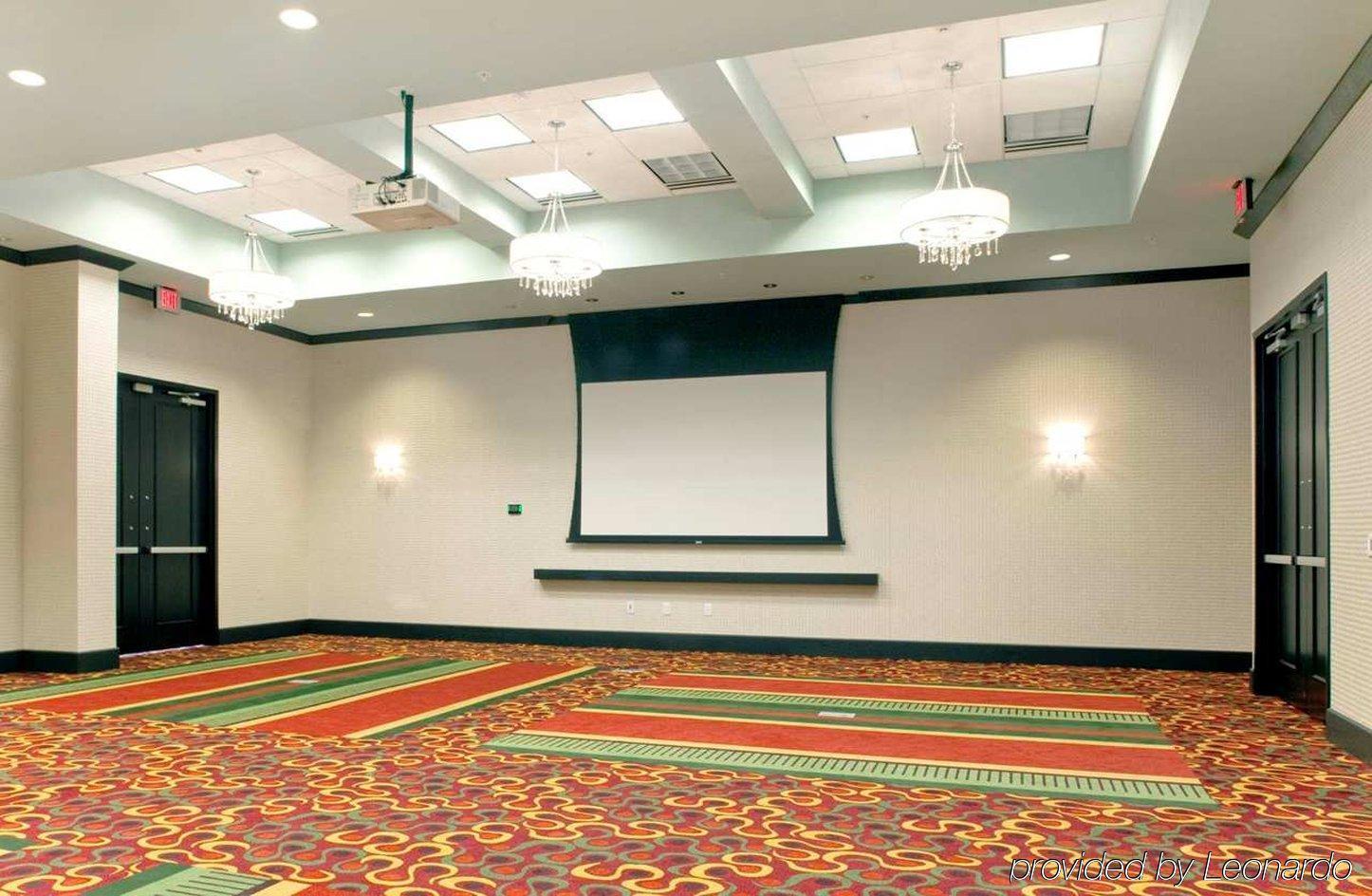 Hilton Garden Inn Raleigh/Crabtree Valley Zewnętrze zdjęcie